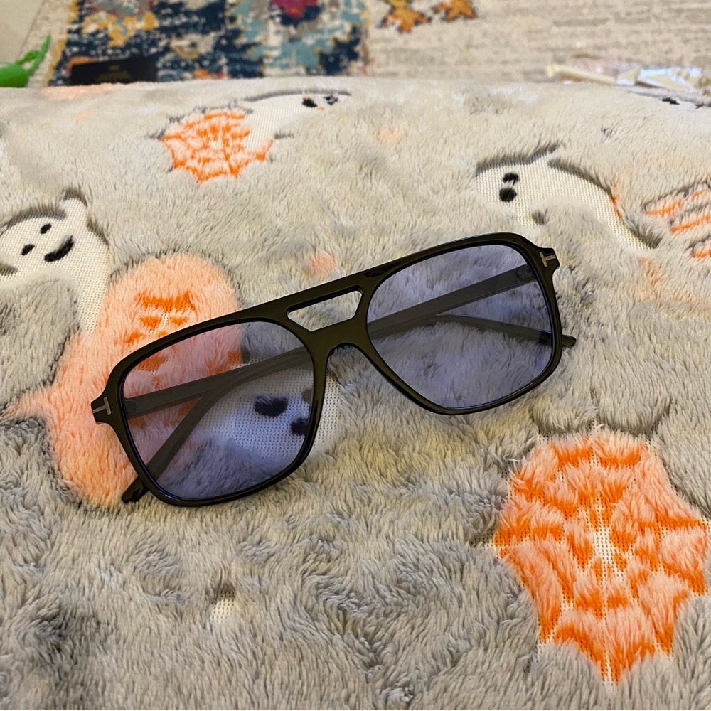 Blue Aviator Sunglasses